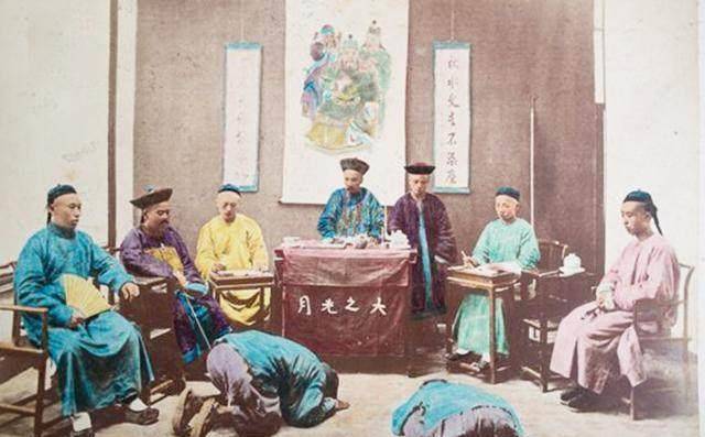 五个人集资买了一个知县，一年捞20万两银子，这笔买卖划算